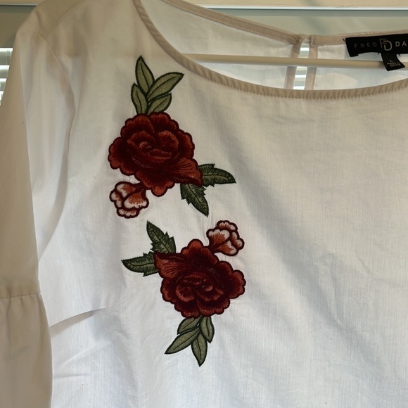 Fred David beautiful white top, great for spring and summer - Picture 3 of 5